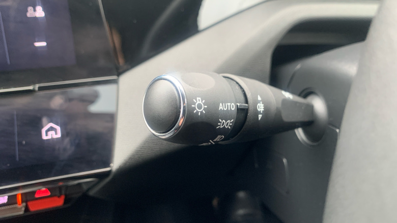 Peugeot 308 1.2 PureTech Allure 5dr EAT8 Petrol Hatchback